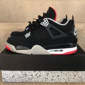 Air Jordan 4 Retro